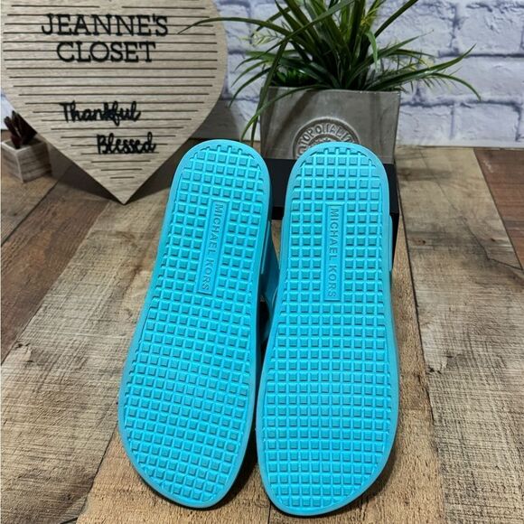 MICHAEL MICHAEL KORS
Linsey Logo Rubber T-Strap Sandal - Picture 5 of 7